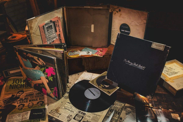 Too Many Bad Habits (2-LP+ Book)