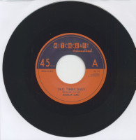 Preview: Two Timing Baby - Silly Dilly Woman (7inch, 45rpm) Preview: Two Timing Baby - Silly Dilly Woman (7inch, 45rpm)