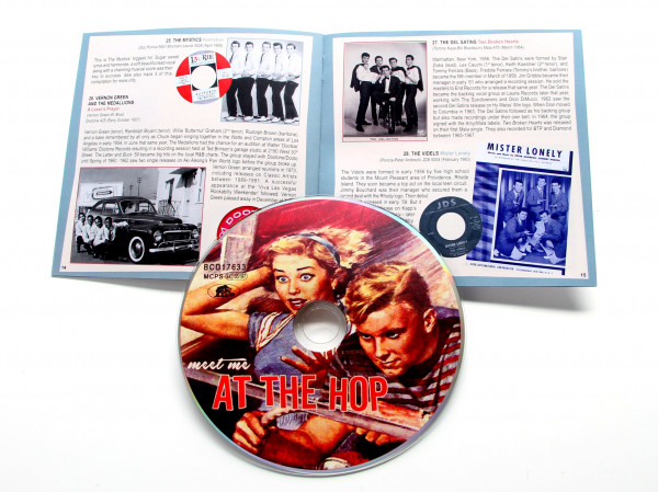 Meet Me At The Hop - 33 Cruisin' Dreams (CD)