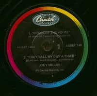Preview: Queen Of The House (7inch, EP, 45rpm, PS, SC) Preview: Queen Of The House (7inch, EP, 45rpm, PS, SC)