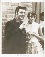 Preview: The Official Elvis Presley, 1935-1977: Fan Club Commemorative Album Preview: The Official Elvis Presley, 1935-1977: Fan Club Commemorative Album