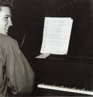Preview: Love, Elvis (CD) Preview: Love, Elvis (CD)