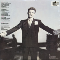 Preview: Hello Young Lovers (2-LP) Preview: Hello Young Lovers (2-LP)