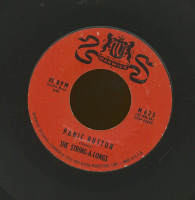 Preview: Panic Button - Brass Buttons (7inch, 45rpm) Preview: Panic Button - Brass Buttons (7inch, 45rpm)