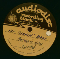 Preview: Hip Shakin' Baby - Bring Along Love (7inch, 33rpm) Preview: Hip Shakin' Baby - Bring Along Love (7inch, 33rpm)