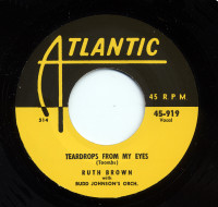 Preview: Teardrops From My Eyes - As Long As I'm Moving (7inch, 45rpm) Preview: Teardrops From My Eyes - As Long As I'm Moving (7inch, 45rpm)