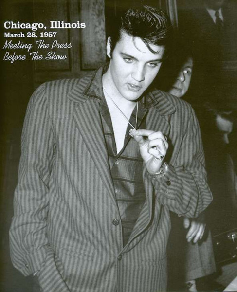 Elvis In Gold - Joseph A.Tunzi