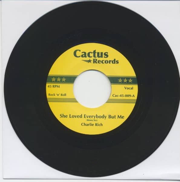 She Loved Everybody But Me - Baby Moon (7inch, 45rpm) She Loved Everybody But Me - Baby Moon (7inch, 45rpm)