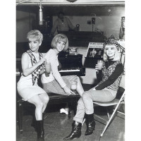 Preview: Always Heavenly - The Paris Sisters Anthology (CD) Preview: Always Heavenly - The Paris Sisters Anthology (CD)